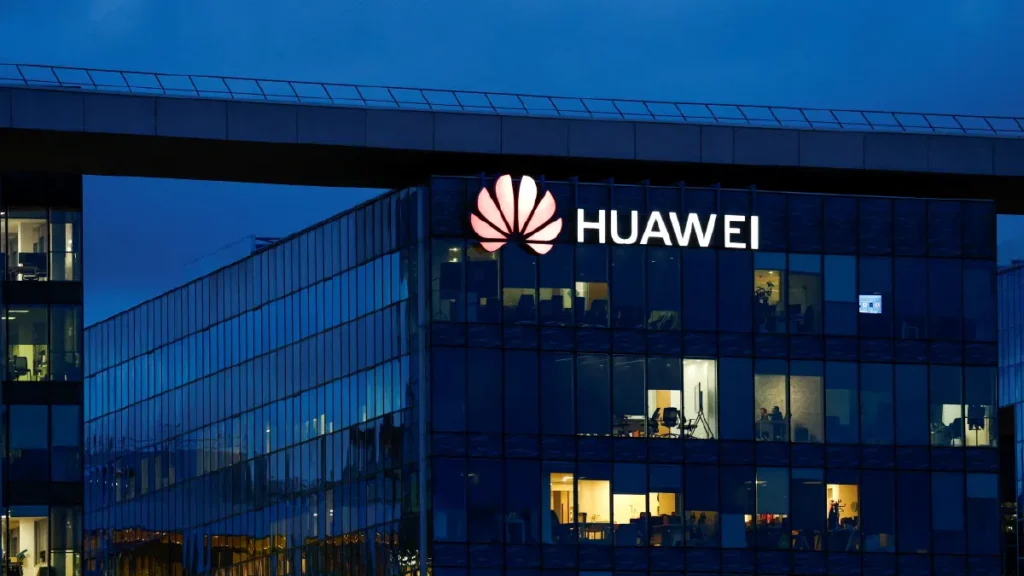 Huawei’den Yapay Zekâ Destekli İlaç Geliştirme Hamlesi