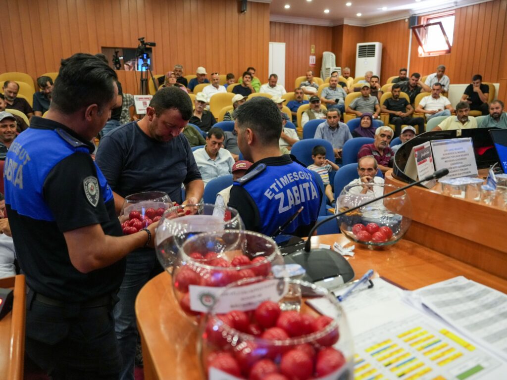 Etimesgut Belediyesi’nden Yerel Üreticiye Destek: Köylü Pazarları Hizmete Giriyor