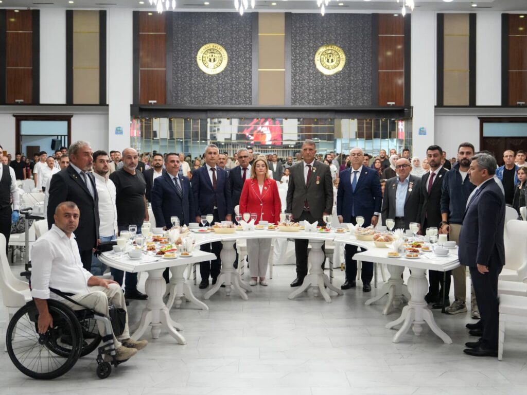 Etimesgut’ta Şehit ve Gaziler Günü’ne Özel Anlamlı Program