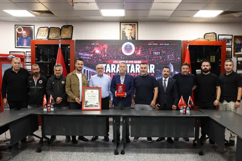 Gençlerbirliği Taraftarlar Derneği’nden Kulüp Yönetimine Vefa Ziyareti