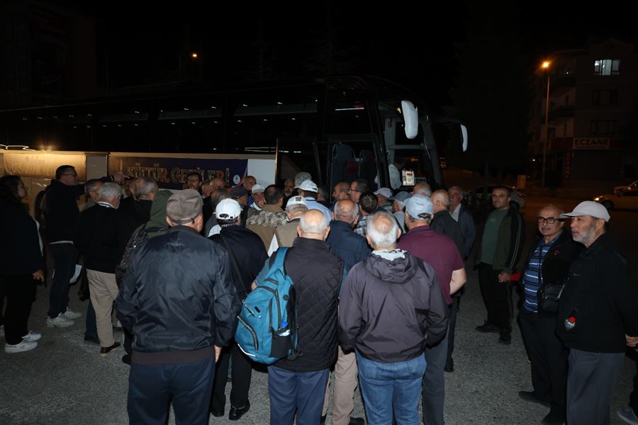 Pursaklar’ın Çınarları Kültür Yolculuğunda: 50 Yaş Üstü Erkek Grubu Yola Çıktı